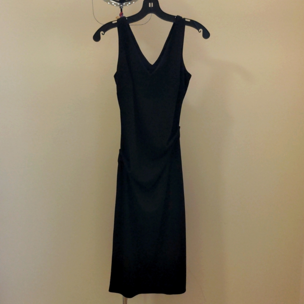 Stunning, sexy, fitted Vintage Nicole Miller Black cocktail dress Size 4